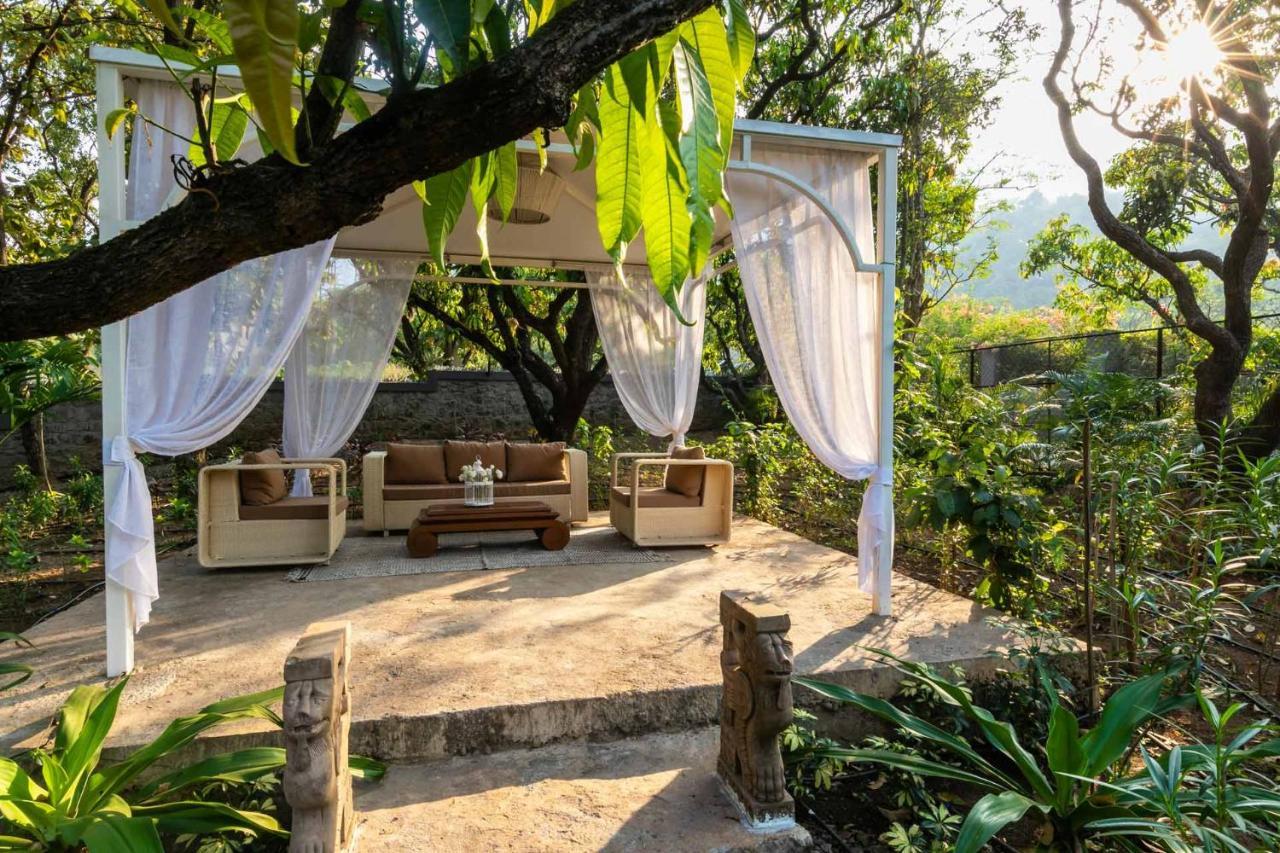 Stayvista At The Charcoal Villa Luxury Collection Alibag Exterior photo
